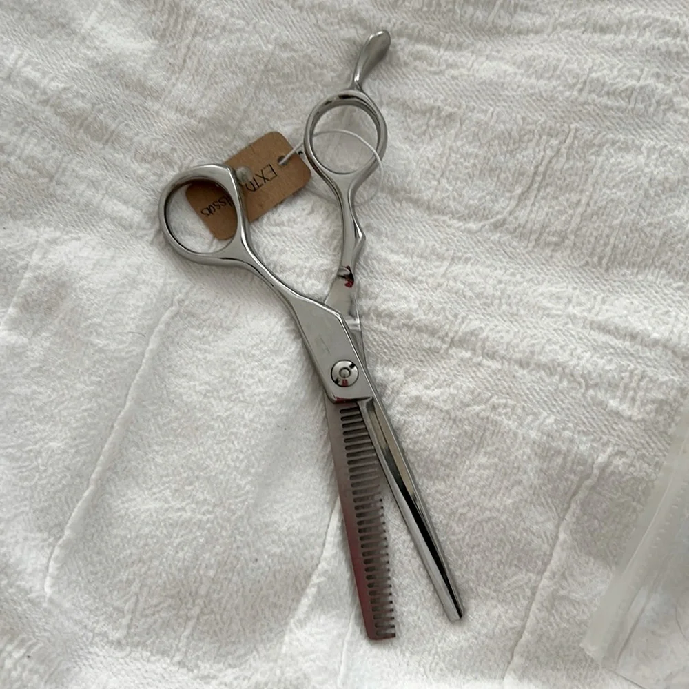 NWT Thinning shears, professional grade tool. Sample from EXTO SCISSORS